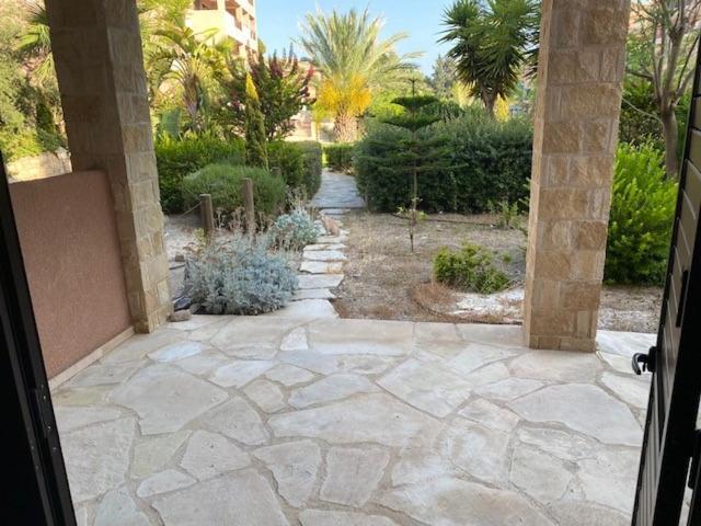 Resitour - Aphrodite Gardens Paphos Esterno foto
